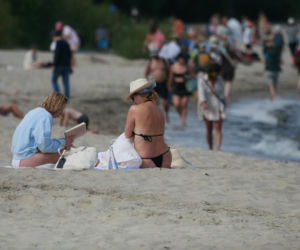 Ewa Skibińska na plaży