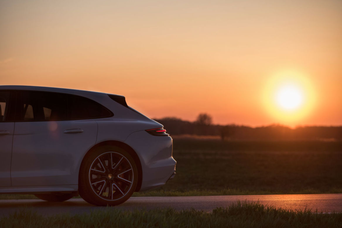 Porsche Panamera Turbo Sport Turismo 4.0 V8 550 KM