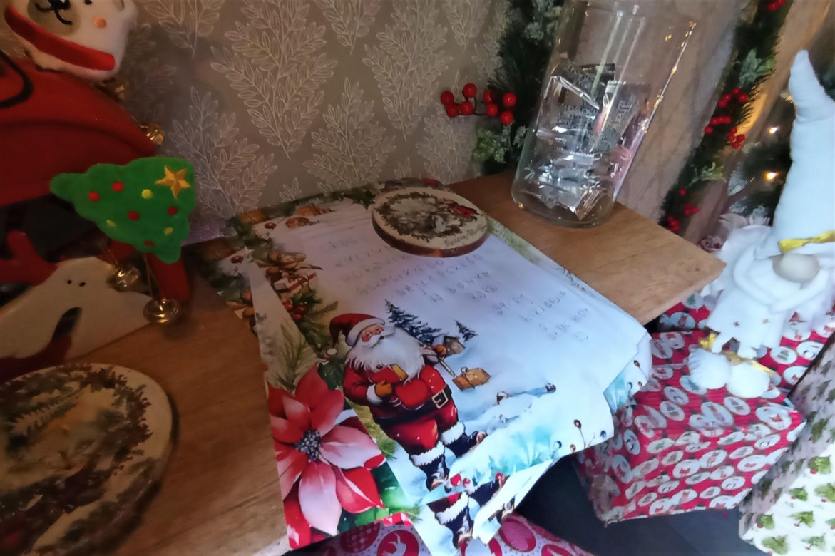 Skrzynka na listy do Świętego Mikołaja