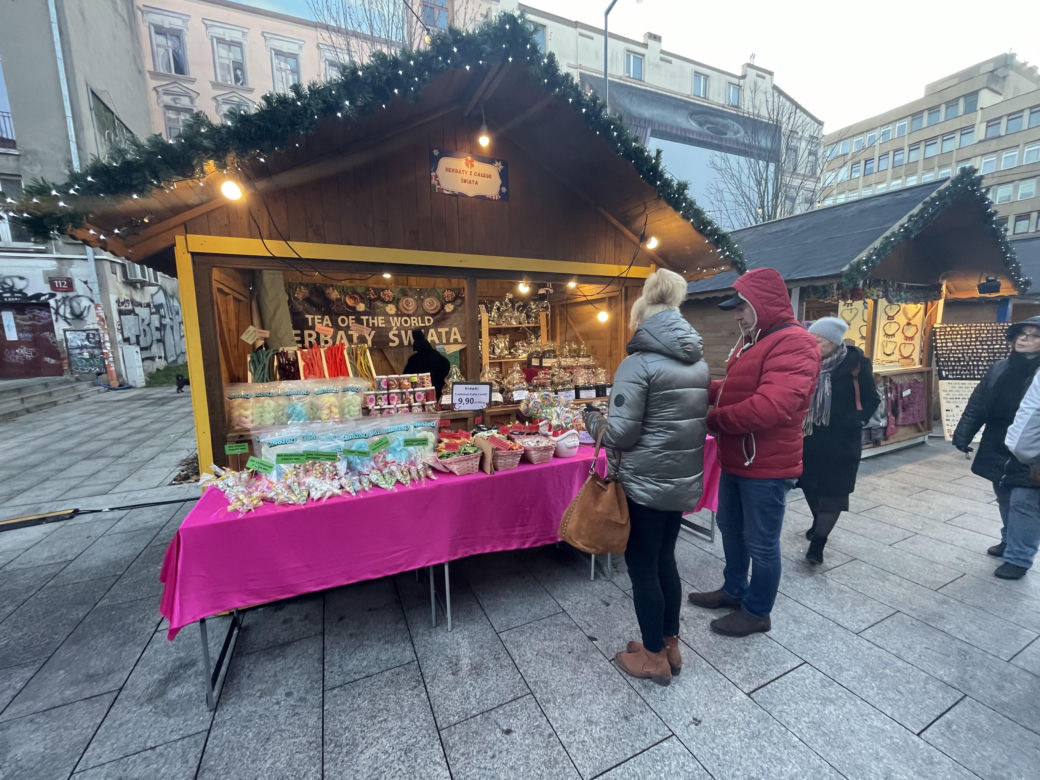 Wystartował Łódzki Jarmark Bożonarodzeniowy. Jakie ceny w tym roku? 