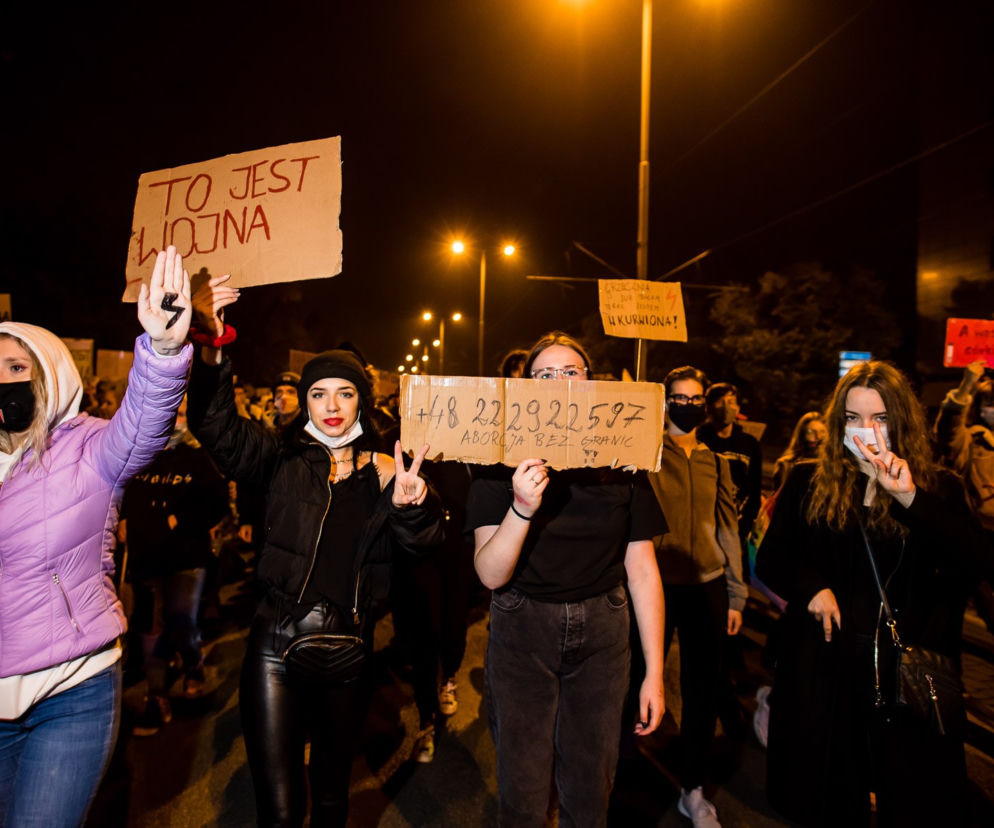 Gdańsk: Strajk kobiet przed Katedrą Oliwską