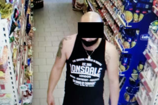 Ukradł 30 tysięcy ze sklepu pod Piłą, a potem odjechał białym BMW. Koniec poszukiwań. Mamy go