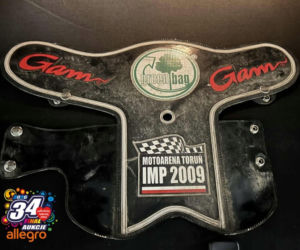 WNoPiB dla WOŚP 2026: Ekscytujące przedmioty na aukcjach. Autografy Zbigniewa Bońka, Natalii Bukowieckiej i profesora Antoniego Dudka