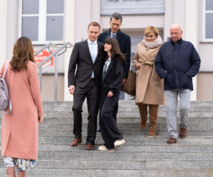 Na dobre i na złe, odcinek 850: Michał Wilczewski (Mateusz Janicki), Hania (Marta Żmuda Trzebiatowska), Alina Fisher (Katarzyna Skrzynecka), Stefan Tretter (Piotr Garlicki), Andrzej Falkowicz (Michał Żebrowski), Matylda (Amelia Czaja)