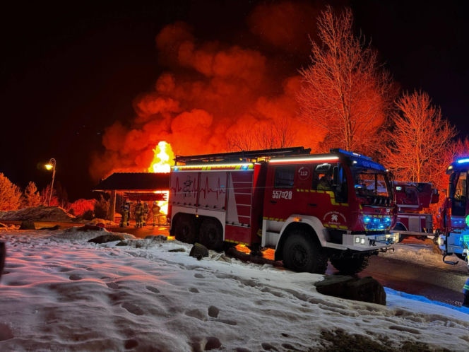 Pożar w hotelu w Małopolsce. Ogień wybuchł w trakcie wesela, są poszkodowani