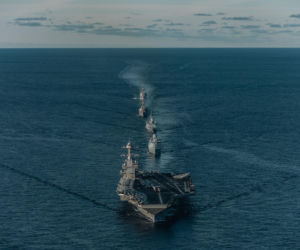 Gigantyczny koszt i polityczna presja. Marynarka Wojenna USA dokonuje przeglądu lotniskowców typu Ford