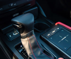 Lexus ES 300h F Sport