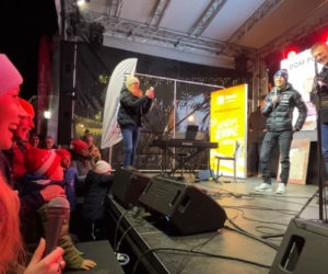 Setki kibiców pożegnały Kamila Stocha