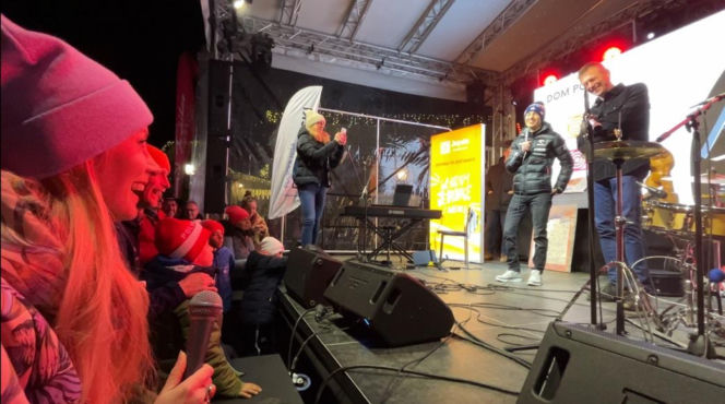 Setki kibiców pożegnały Kamila Stocha