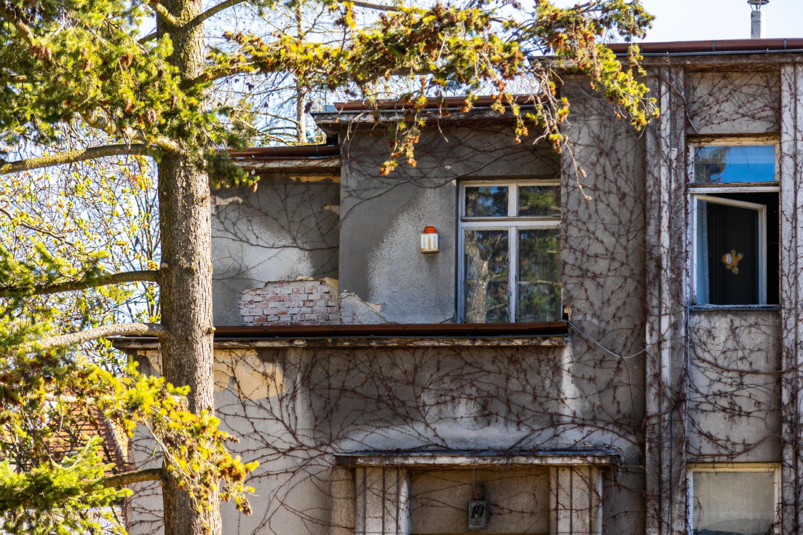 Willa na Katowickiej 10 w Warszawie