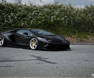 Lamborghini Aventador od SR Auto Group