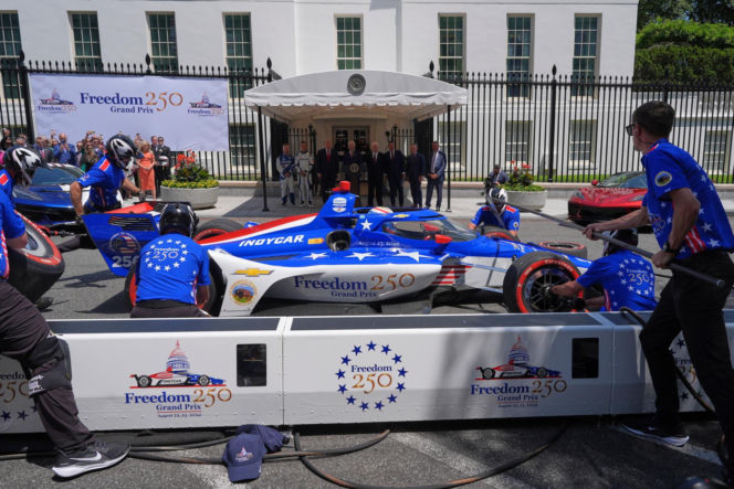 Trump zaprasza na wyścigi IndyCar na zwieńczenie obchodów rocznicowych w Waszyngtonie