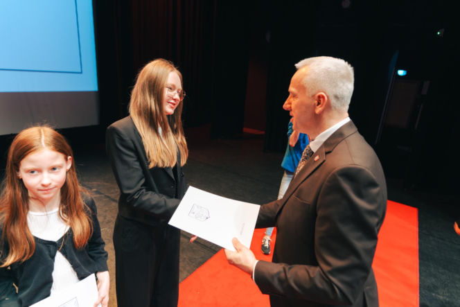Najzdolniejsi uczniowie odebrali stypendia Prezydenta Miasta Siedlce