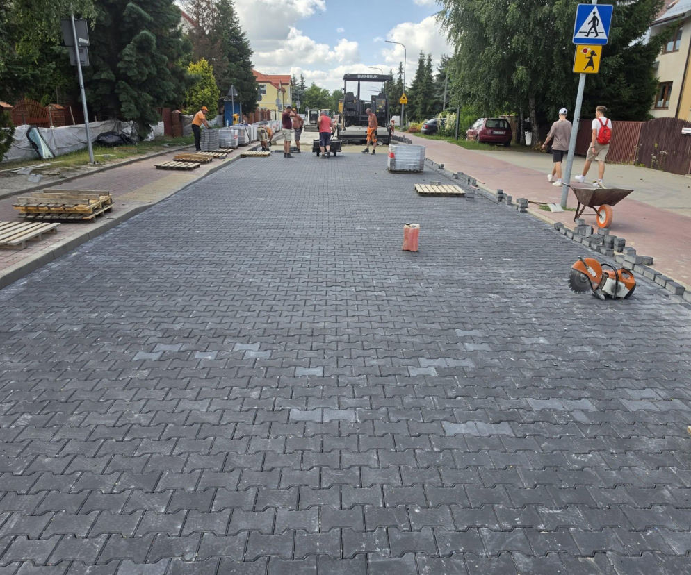 Trwa remont ulicy Romana Dmowskiego