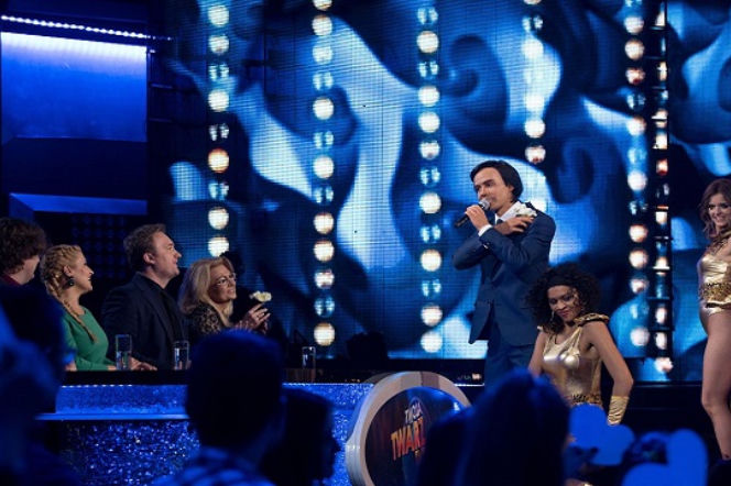 Twoja Twarz Brzmi Znajomo: Jerzy Grzechnik jako uwodzicielski Julio Iglesias! [VIDEO]