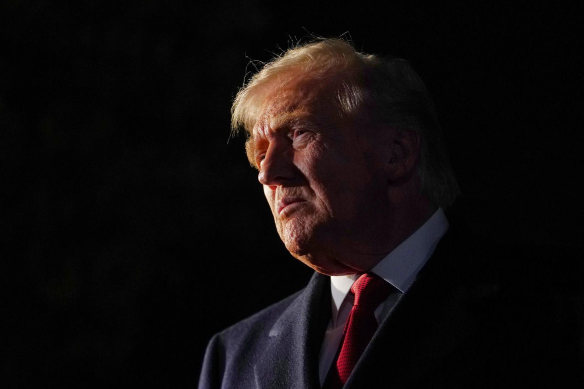 Trump przysnął na oficjalnym spotkaniu! "Jest stary i coraz bardziej to widać"