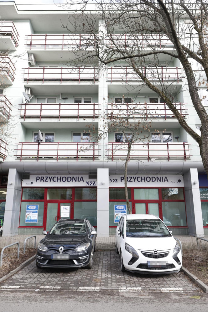 Klinika leczenia uzależnień przeniosła się z Pragi na Czerską. Mieszkańcy protestują