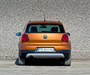 Volkswagen Cross Polo lifting 2014