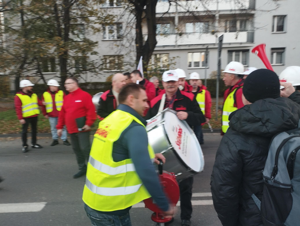 "Walczymy o Śląsk i o przemysł, żeby nie umarł"