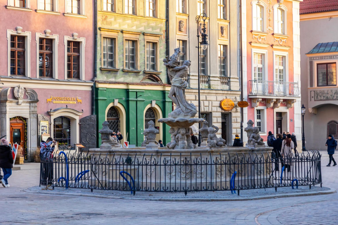 Efekty remontu Starego Rynku w Poznaniu
