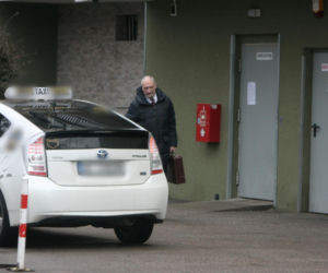 Macierewicz musi się wozić taksówką