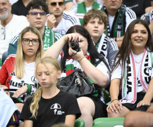 Legia Warszawa - Zagłębie Lubin: Zdjęcia kibiców