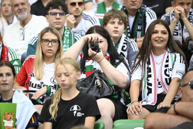 Legia Warszawa - Zagłębie Lubin: Zdjęcia kibiców