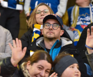 PRES Grupa Dewloperska Toruń - Abramczyk Polonia Bydgoszcz, zdjęcia kibiców i zawodników z pożegnania Adriana Miedzińskiego