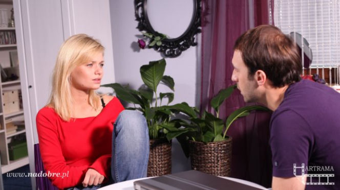 NA DOBRE I NA ZŁE. AGATA (Emilia Komarnicka), PAWEŁ LEWICKI (Maciej Marczewski)