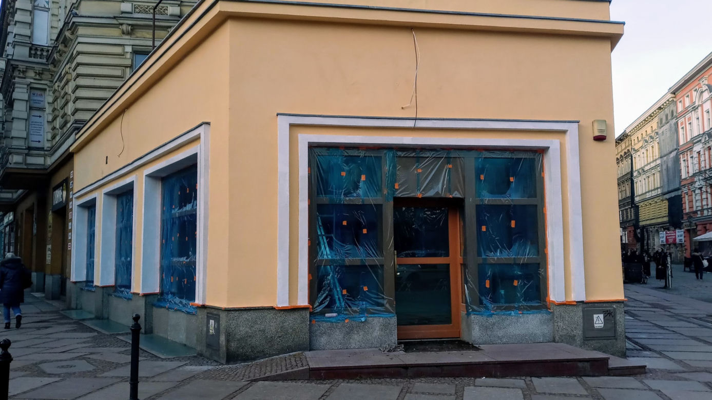 Pawilon przy placu Zgody znów wygląda jak dawniej