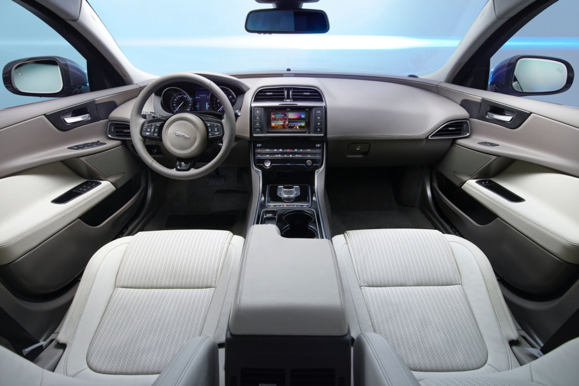 Jaguar XE