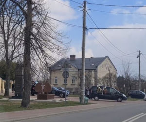 Kopki k. Rudnika. Magdalena V. zabiła dzieci i siebie. Odbył się jej pogrzeb w Rudniku [ZDJĘCIA]