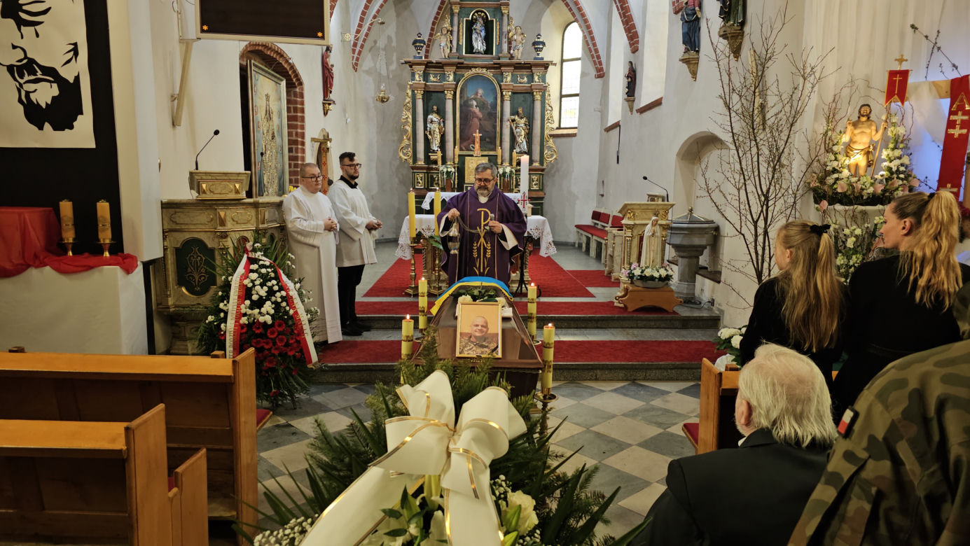 pogrzeb żołnierza, który zginął w Ukrainie