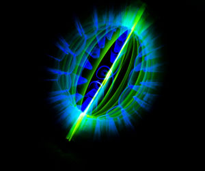 Lightpainting: Tak się maluje światłem latarki!