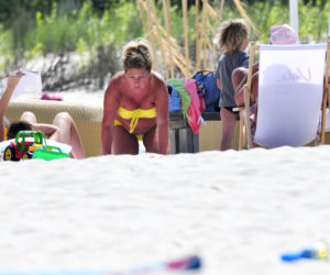 Beata Kozidrak na plaży. Płynie w niej gorąca krew!