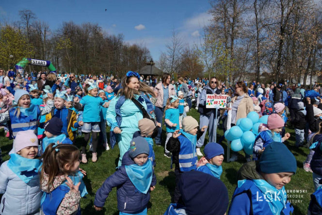 8. Niebieski Bieg Stowarzyszenia „Labirynt” w Łukowie - ZDJĘCIA cz. 1