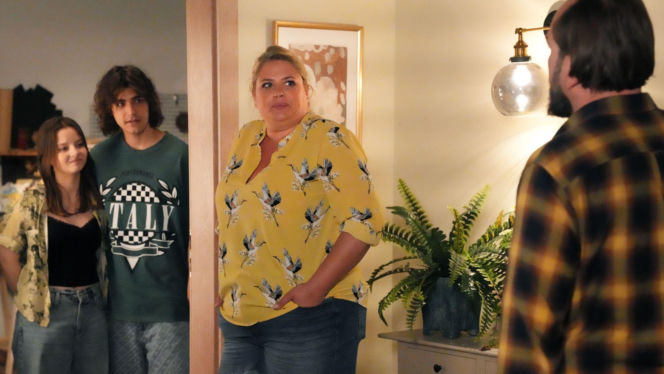 Barwy szczęścia, odc. 3295. Ewa (Gabriela Ziembicka), Romeo (Jacek Tyszkiewicz), Aldona (Elżbieta Romanowska), Borys (Jakub Wieczorek)