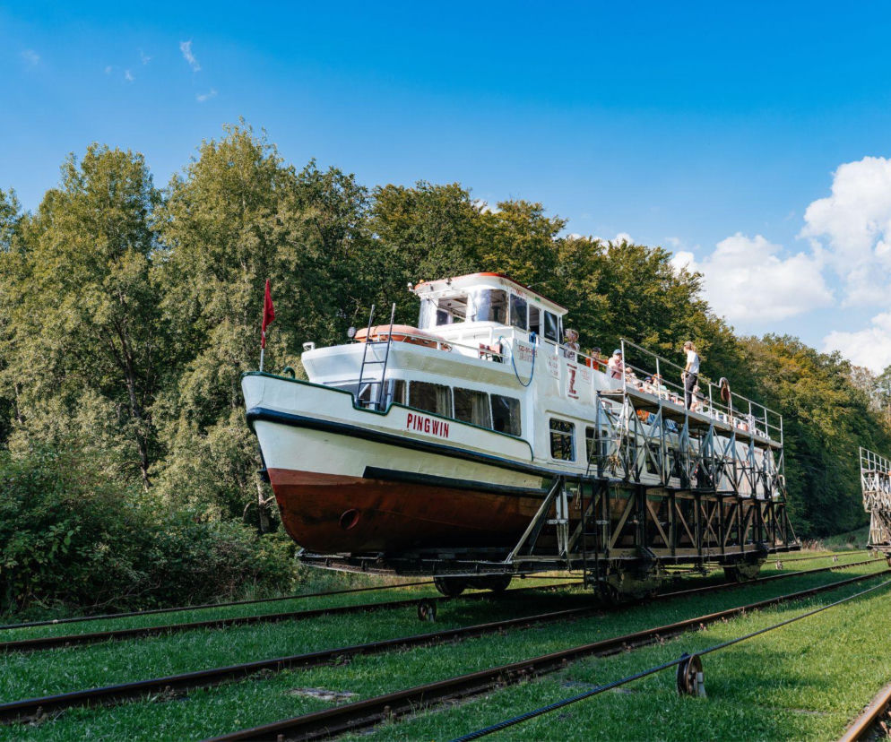 Po 15 latach, wracają rejsy przez wszystkie pochylnie i śluzy Kanału Elbląskiego!