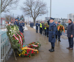 Policjant zainterweniował na urlopie i zginął. Andrzej Struj śmiertelnie dźgnięty nożem. To był szok