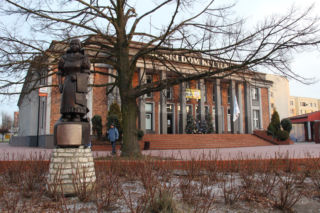 Jedno z najpiękniejszych miast na Śląsku leży blisko Katowic. Zachwyca zabytkowym ratuszem