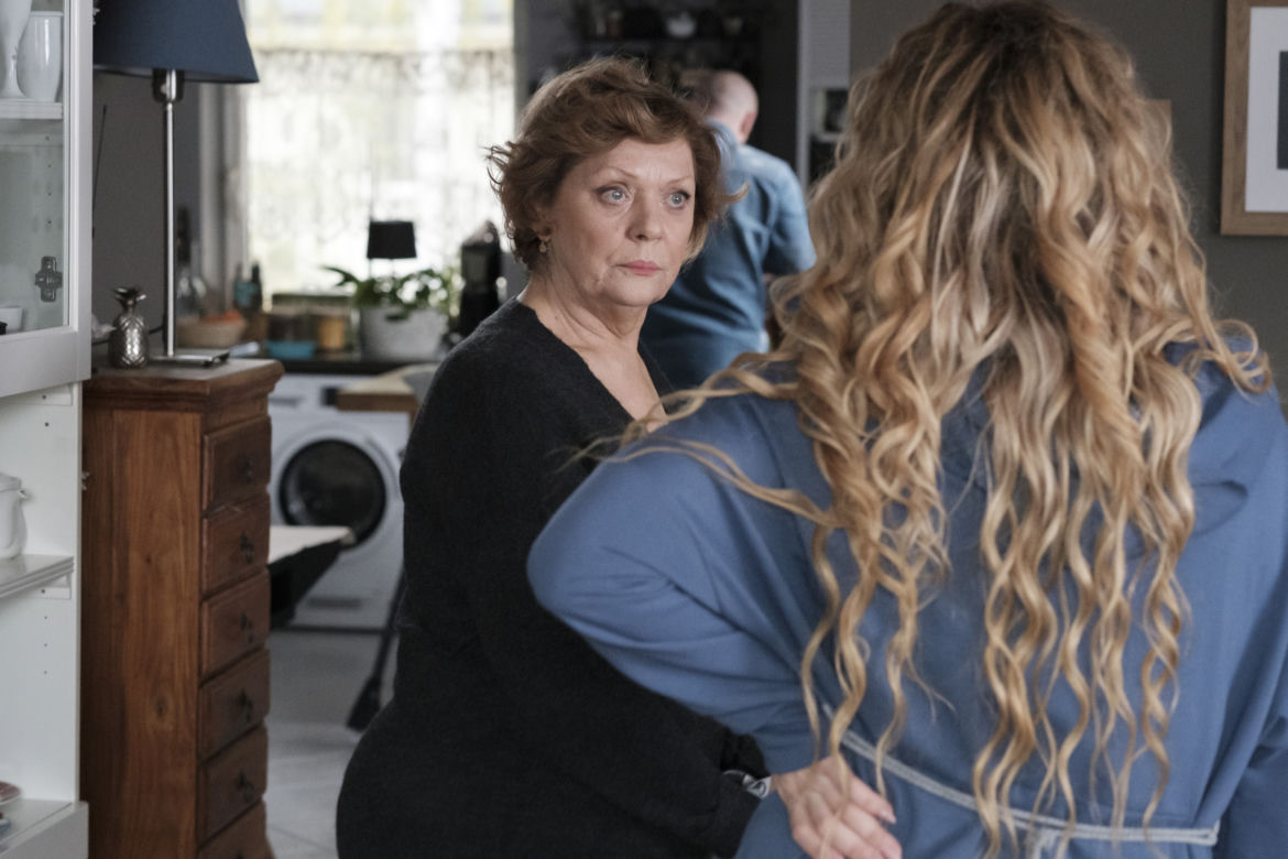Przyjaciółki, 15 sezon, odc. 173: Patrycja (Joanna Liszowska), Ela (Elżbieta Jarosik)