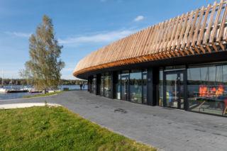 Przystań żeglarska w Tychach nad jeziorem Paprocany