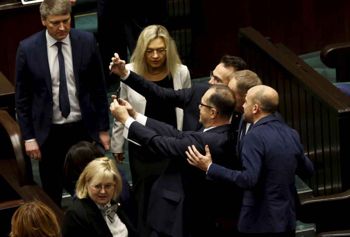 Posiedzenie Sejmu 11.12.20223r.