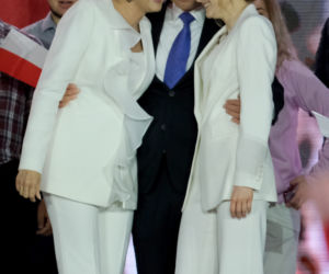 Prezydent sam się pudrował.