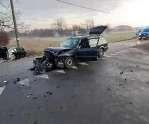 Kierowca nie ustąpił pierwszeństwa. 