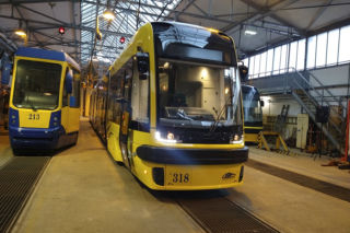 Swingiem po toruńskich torowiskach. Nowoczesne tramwaje zasilają flotę MZK 