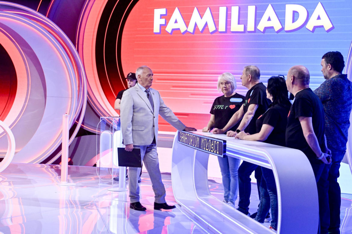 Karol Strasburger od lat prowadzi "Familiadę". Wprost przyznał, czy miał dosyć tego programu!