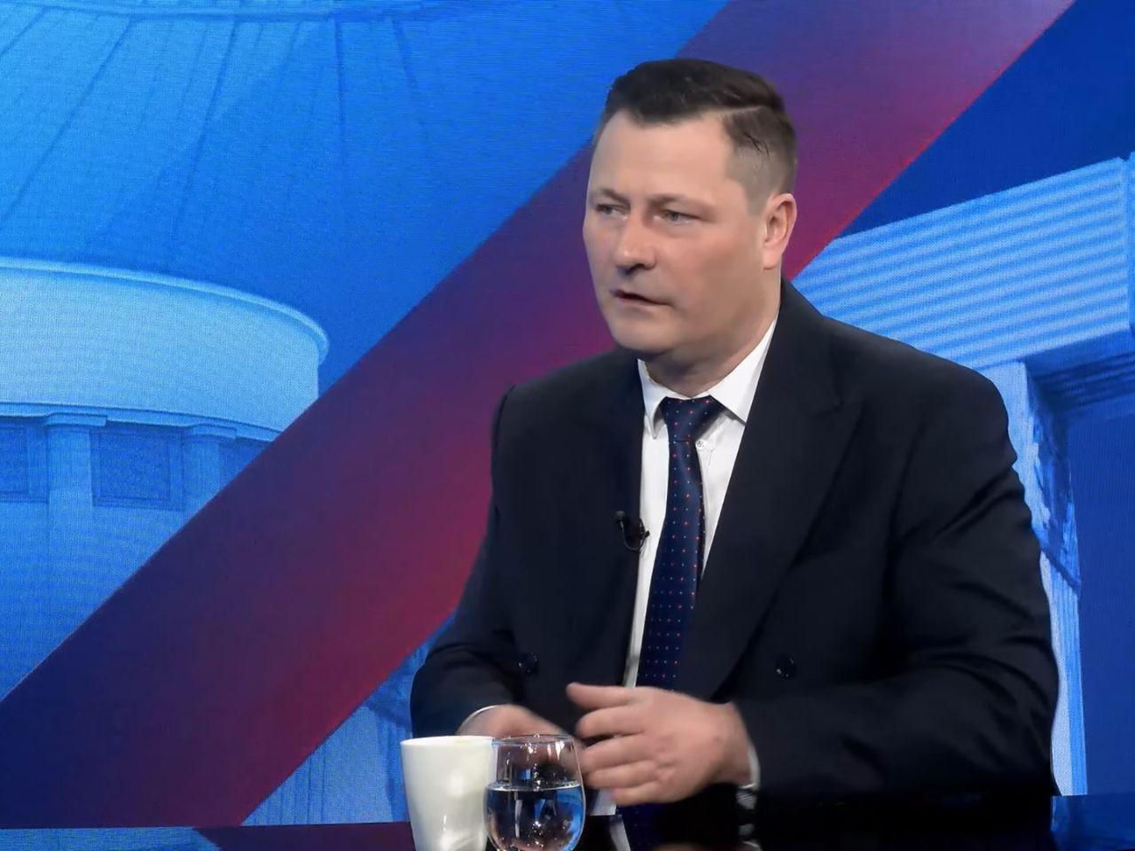 Paszyk o pieniądzach z programu SAFE: Szczegóły wydatków muszą być tajne