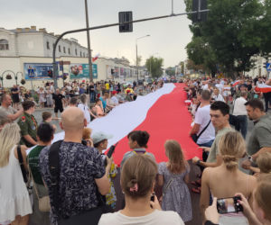„Cześć i chwała bohaterom!”. Siedlczanie spotkali się w centrum miasta, by uczcić 82. rocznicę wybuchu Powstania Warszawskiego