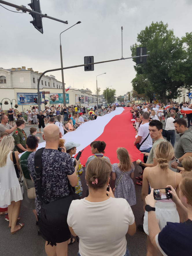 „Cześć i chwała bohaterom!”. Siedlczanie spotkali się w centrum miasta, by uczcić 82. rocznicę wybuchu Powstania Warszawskiego